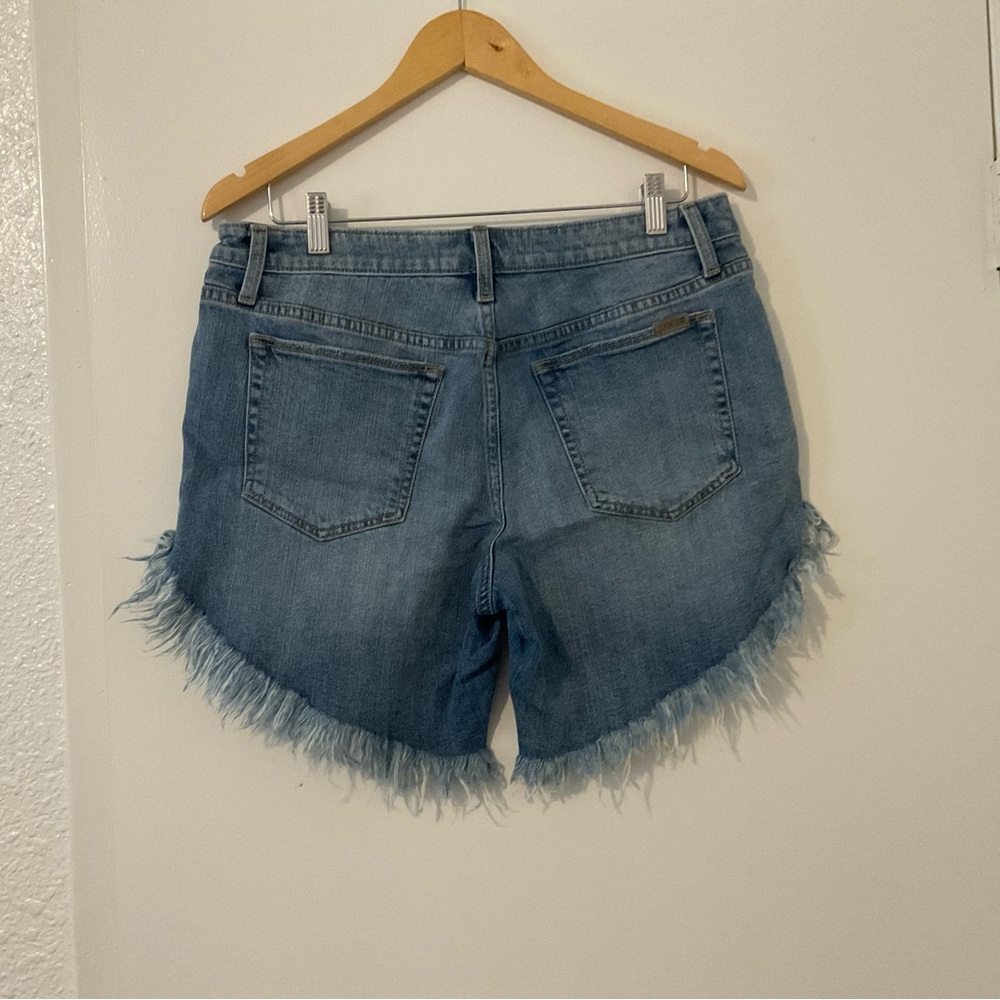Joe's Jeans Shorts - Picture 5 of 6